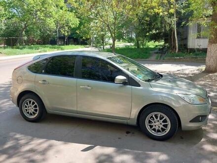 Серый Форд Фокус, объемом двигателя 1.8 л и пробегом 185 тыс. км за 4999 $, фото 1 на Automoto.ua