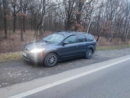 Серый Форд Фокус, объемом двигателя 0 л и пробегом 211 тыс. км за 5300 $, фото 1 на Automoto.ua