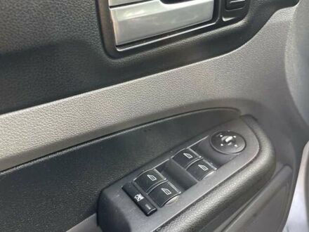 Сірий Форд Фокус, об'ємом двигуна 1.6 л та пробігом 318 тис. км за 5200 $, фото 1 на Automoto.ua