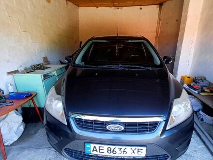 Форд Фокус 2008 в Кропивницком (Кировограде) на Automoto.ua Серый Форд Фокус, объемом двигателя 1.6 л и пробегом 230 тыс. км за 6000 $, фото 1 на Automoto.ua