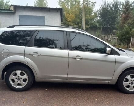 Серый Форд Фокус, объемом двигателя 1.56 л и пробегом 290 тыс. км за 3500 $, фото 1 на Automoto.ua