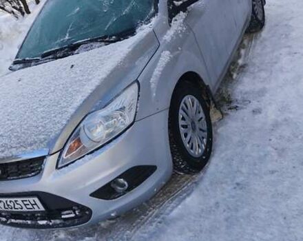 Серый Форд Фокус, объемом двигателя 1.6 л и пробегом 173 тыс. км за 5600 $, фото 1 на Automoto.ua