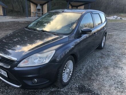 Форд Фокус 2008 в Чигирине на Automoto.ua Серый Форд Фокус, объемом двигателя 1.8 л и пробегом 392 тыс. км за 4450 $, фото 1 на Automoto.ua