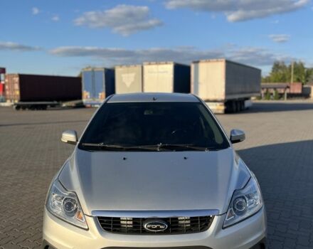 Серый Форд Фокус, объемом двигателя 1.6 л и пробегом 320 тыс. км за 4600 $, фото 1 на Automoto.ua