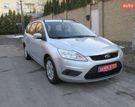 Серый Форд Фокус, объемом двигателя 1.6 л и пробегом 192 тыс. км за 5999 $, фото 1 на Automoto.ua