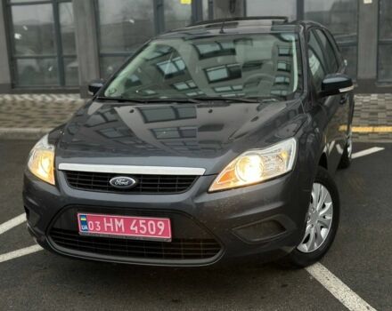 Сірий Форд Фокус, об'ємом двигуна 1.6 л та пробігом 203 тис. км за 5900 $, фото 1 на Automoto.ua