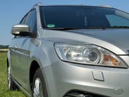 Форд Фокус 2009 в Черновцах на Automoto.ua Серый Форд Фокус, объемом двигателя 2 л и пробегом 227 тыс. км за 5600 $, фото 1 на Automoto.ua