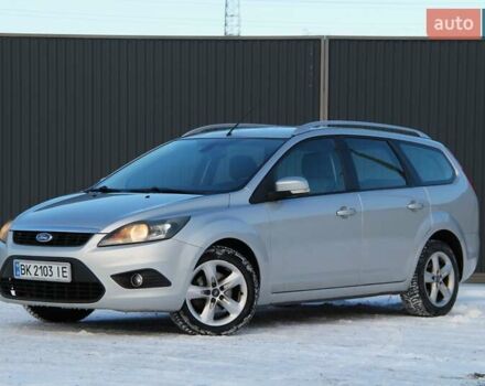 Сірий Форд Фокус, об'ємом двигуна 1.6 л та пробігом 251 тис. км за 3950 $, фото 1 на Automoto.ua