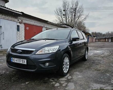 Серый Форд Фокус, объемом двигателя 1.56 л и пробегом 233 тыс. км за 5100 $, фото 1 на Automoto.ua
