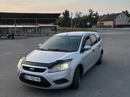 Сірий Форд Фокус, об'ємом двигуна 1.56 л та пробігом 400 тис. км за 3800 $, фото 1 на Automoto.ua