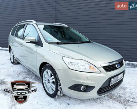 Серый Форд Фокус, объемом двигателя 1.6 л и пробегом 280 тыс. км за 7300 $, фото 1 на Automoto.ua