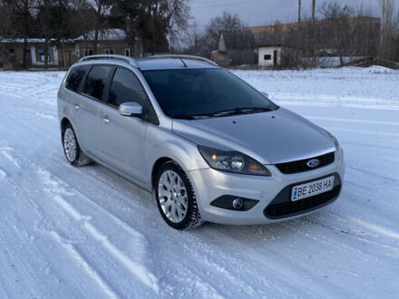 Сірий Форд Фокус, об'ємом двигуна 1.6 л та пробігом 299 тис. км за 5700 $, фото 1 на Automoto.ua