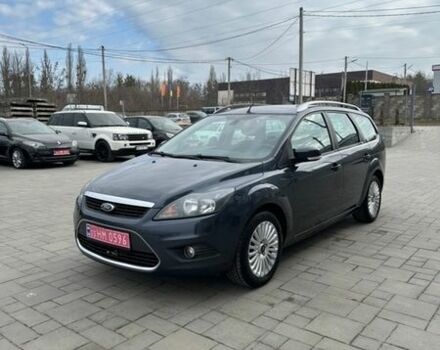 Серый Форд Фокус, объемом двигателя 1.6 л и пробегом 277 тыс. км за 5800 $, фото 1 на Automoto.ua