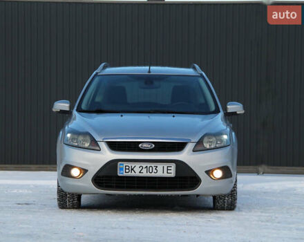 Сірий Форд Фокус, об'ємом двигуна 1.6 л та пробігом 251 тис. км за 4750 $, фото 1 на Automoto.ua