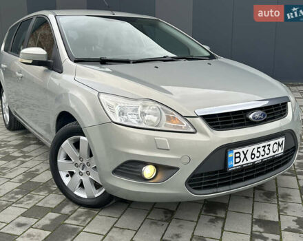 Серый Форд Фокус, объемом двигателя 1.6 л и пробегом 258 тыс. км за 5700 $, фото 1 на Automoto.ua