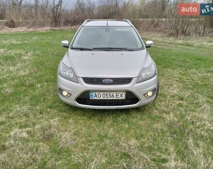 Серый Форд Фокус, объемом двигателя 1.6 л и пробегом 290 тыс. км за 5500 $, фото 1 на Automoto.ua