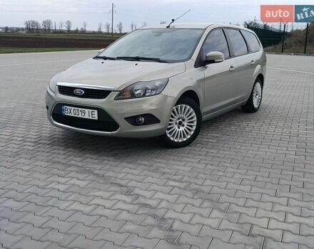 Серый Форд Фокус, объемом двигателя 2 л и пробегом 250 тыс. км за 4800 $, фото 1 на Automoto.ua