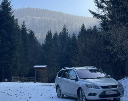 Серый Форд Фокус, объемом двигателя 1.6 л и пробегом 285 тыс. км за 5800 $, фото 1 на Automoto.ua