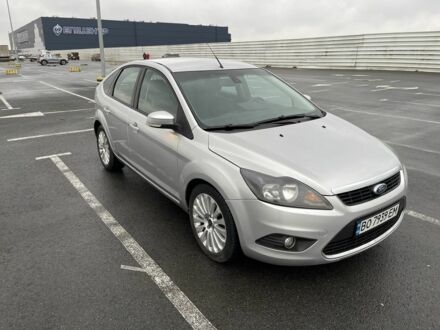 Серый Форд Фокус, объемом двигателя 1.8 л и пробегом 294 тыс. км за 5400 $, фото 1 на Automoto.ua