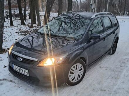 Серый Форд Фокус, объемом двигателя 1.56 л и пробегом 278 тыс. км за 5600 $, фото 1 на Automoto.ua