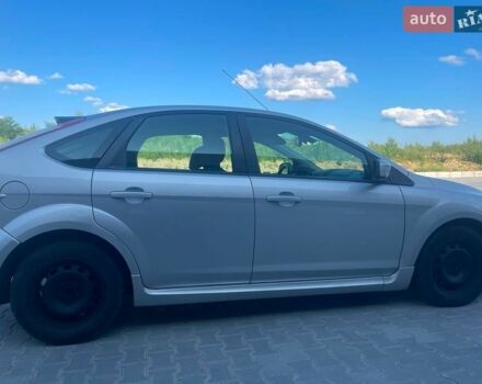 Сірий Форд Фокус, об'ємом двигуна 1.6 л та пробігом 256 тис. км за 5500 $, фото 1 на Automoto.ua