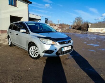 Сірий Форд Фокус, об'ємом двигуна 1.6 л та пробігом 401 тис. км за 5000 $, фото 1 на Automoto.ua