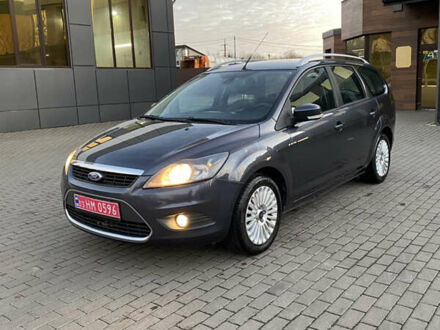 Серый Форд Фокус, объемом двигателя 1.6 л и пробегом 270 тыс. км за 5800 $, фото 1 на Automoto.ua