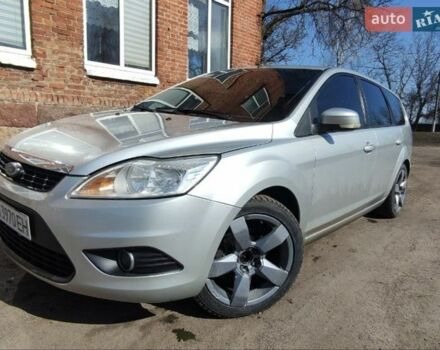 Сірий Форд Фокус, об'ємом двигуна 1.6 л та пробігом 318 тис. км за 5400 $, фото 1 на Automoto.ua
