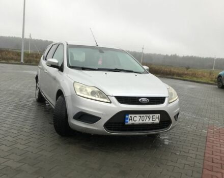 Серый Форд Фокус, объемом двигателя 1.8 л и пробегом 240 тыс. км за 3999 $, фото 1 на Automoto.ua