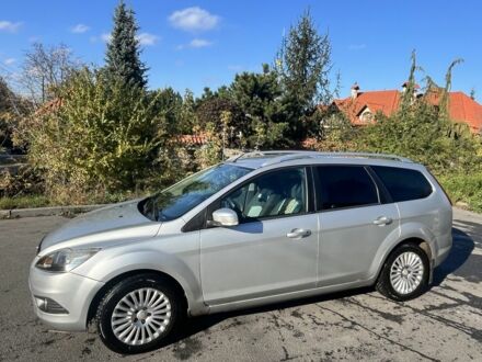 Серый Форд Фокус, объемом двигателя 1.8 л и пробегом 356 тыс. км за 4800 $, фото 1 на Automoto.ua