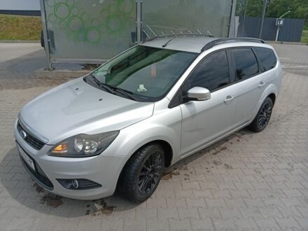Сірий Форд Фокус, об'ємом двигуна 1.6 л та пробігом 307 тис. км за 3674 $, фото 1 на Automoto.ua