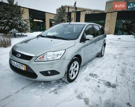 Серый Форд Фокус, объемом двигателя 1.6 л и пробегом 225 тыс. км за 5999 $, фото 1 на Automoto.ua