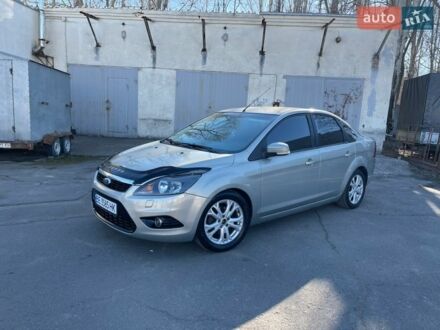 Серый Форд Фокус, объемом двигателя 1.6 л и пробегом 181 тыс. км за 6200 $, фото 1 на Automoto.ua