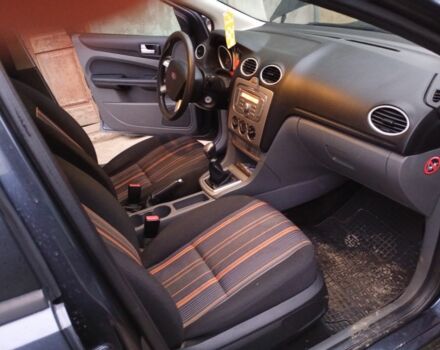 Серый Форд Фокус, объемом двигателя 0 л и пробегом 166 тыс. км за 4500 $, фото 1 на Automoto.ua