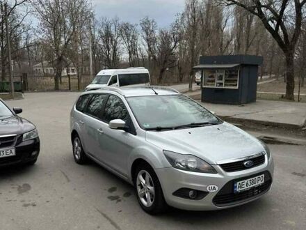 Форд Фокус 2010 в Тернополе на Automoto.ua Серый Форд Фокус, объемом двигателя 1.56 л и пробегом 226 тыс. км за 5600 $, фото 1 на Automoto.ua