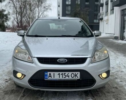 Серый Форд Фокус, объемом двигателя 1.6 л и пробегом 310 тыс. км за 4950 $, фото 1 на Automoto.ua