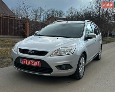 Сірий Форд Фокус, об'ємом двигуна 1.6 л та пробігом 262 тис. км за 5900 $, фото 1 на Automoto.ua
