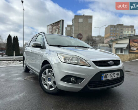 Серый Форд Фокус, объемом двигателя 1.6 л и пробегом 301 тыс. км за 5650 $, фото 1 на Automoto.ua