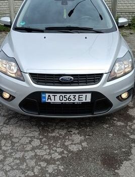 Серый Форд Фокус, объемом двигателя 1.6 л и пробегом 259 тыс. км за 5900 $, фото 1 на Automoto.ua