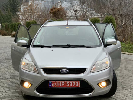 Сірий Форд Фокус, об'ємом двигуна 1.6 л та пробігом 203 тис. км за 6250 $, фото 1 на Automoto.ua