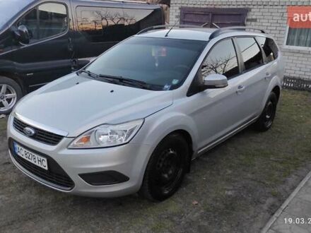 Серый Форд Фокус, объемом двигателя 1.56 л и пробегом 322 тыс. км за 5000 $, фото 1 на Automoto.ua