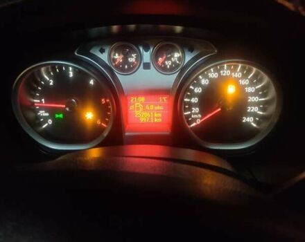 Серый Форд Фокус, объемом двигателя 1.6 л и пробегом 252 тыс. км за 6200 $, фото 1 на Automoto.ua