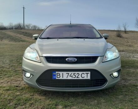 Серый Форд Фокус, объемом двигателя 1.6 л и пробегом 331 тыс. км за 5000 $, фото 1 на Automoto.ua