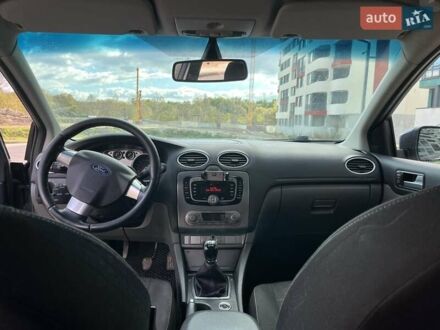 Сірий Форд Фокус, об'ємом двигуна 1.56 л та пробігом 270 тис. км за 5900 $, фото 1 на Automoto.ua