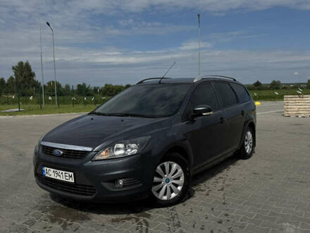 Серый Форд Фокус, объемом двигателя 1.6 л и пробегом 249 тыс. км за 5600 $, фото 1 на Automoto.ua