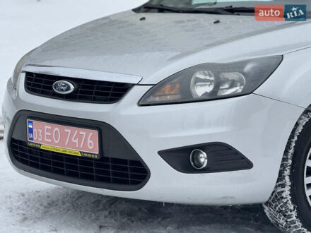 Серый Форд Фокус, объемом двигателя 1.6 л и пробегом 208 тыс. км за 6300 $, фото 1 на Automoto.ua