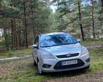 Форд Фокус 2010 в Сарнах на Automoto.ua Серый Форд Фокус, объемом двигателя 1.6 л и пробегом 312 тыс. км за 5200 $, фото 1 на Automoto.ua