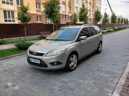 Серый Форд Фокус, объемом двигателя 1.6 л и пробегом 168 тыс. км за 6527 $, фото 1 на Automoto.ua
