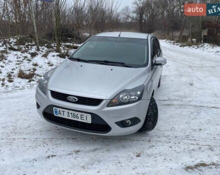 Серый Форд Фокус, объемом двигателя 1.8 л и пробегом 280 тыс. км за 5900 $, фото 1 на Automoto.ua