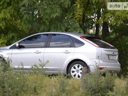 Серый Форд Фокус, объемом двигателя 1.6 л и пробегом 217 тыс. км за 7500 $, фото 1 на Automoto.ua